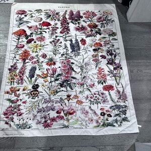 Floral Botanical Print Tapestry Multicolor Flowers on Cream